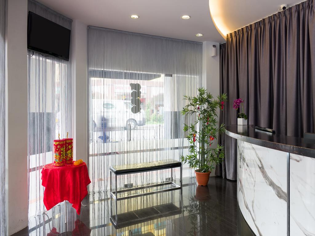 Reddoorz Near Mustafa Center Khách sạn