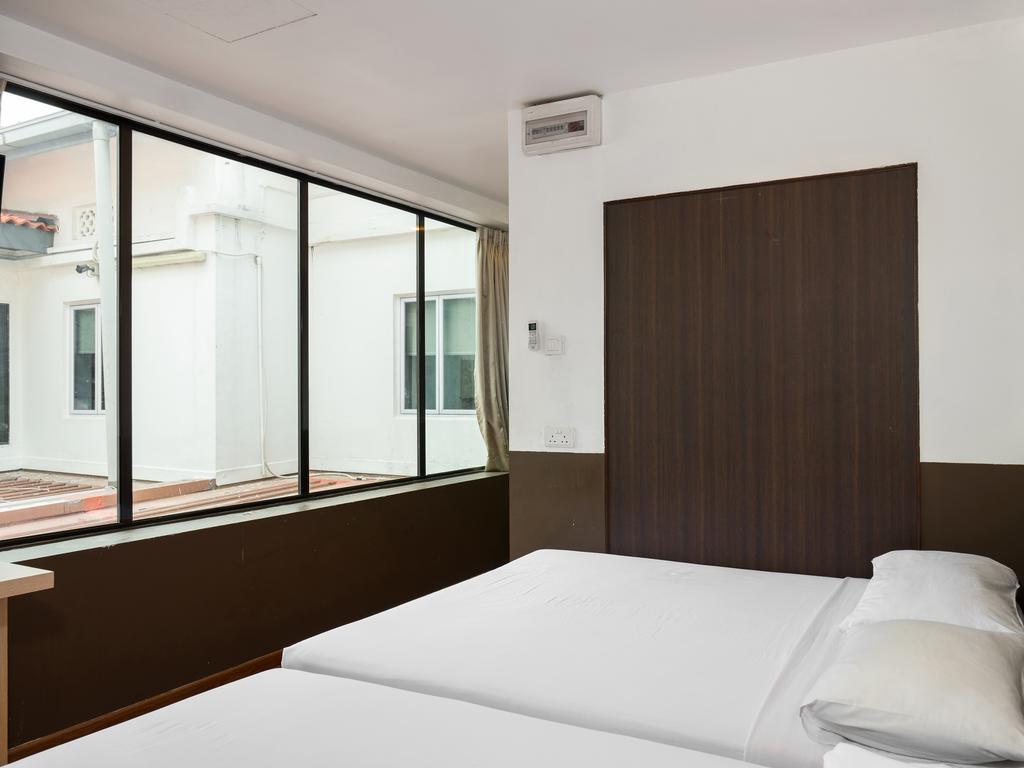 Khách sạn Reddoorz Near Mustafa Center Singapore